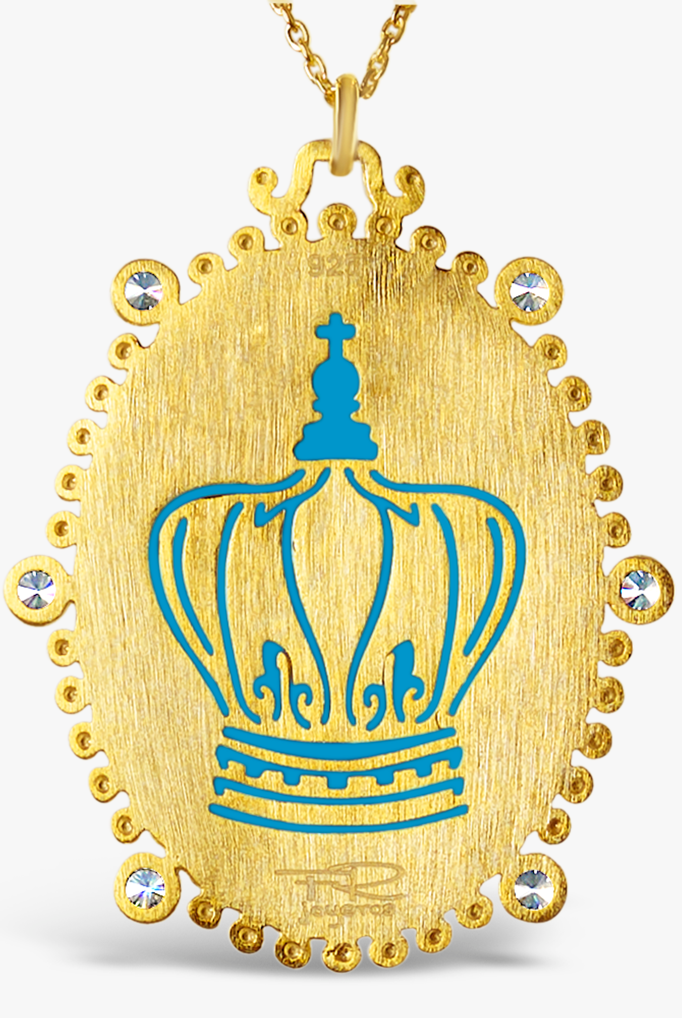 backside of the medallion depiction the crown