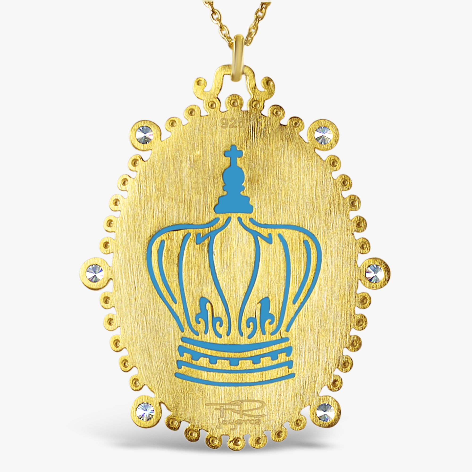 backside of the medallion depiction the crown